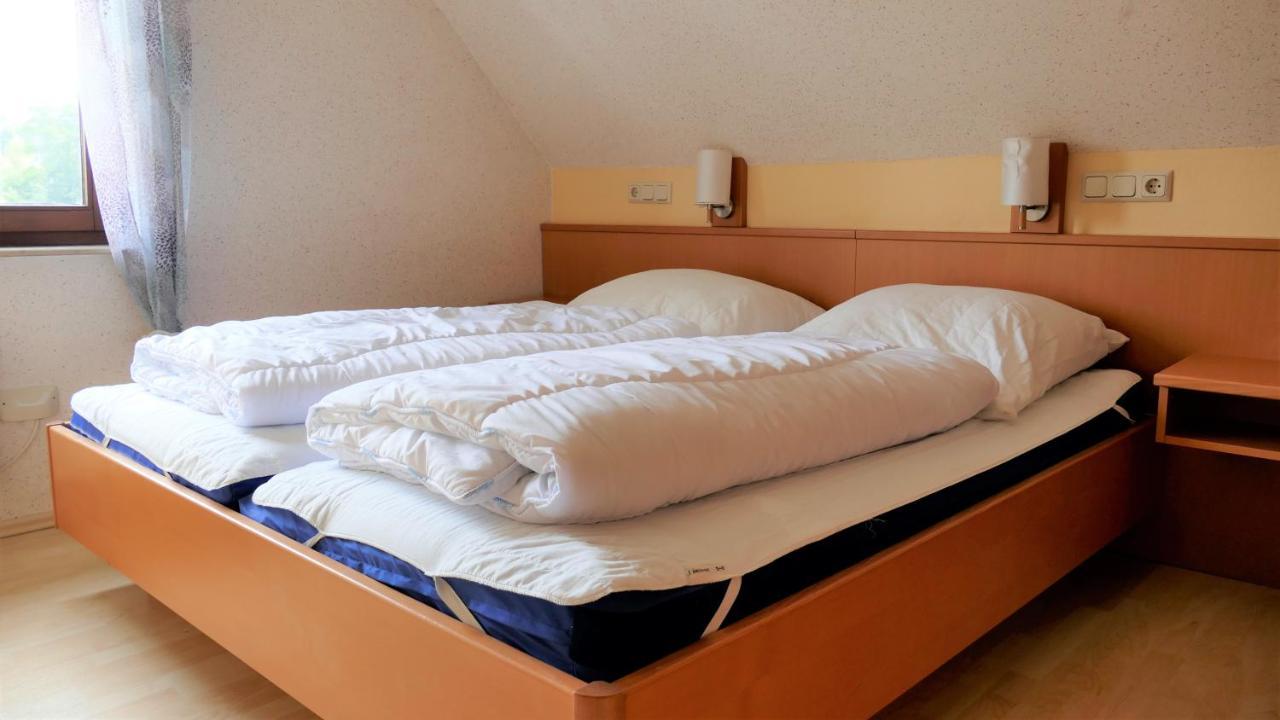 Helles Ferienhaus Im Landhausstil Fuer Bis Zu 10 Personen Frielendorf Luaran gambar