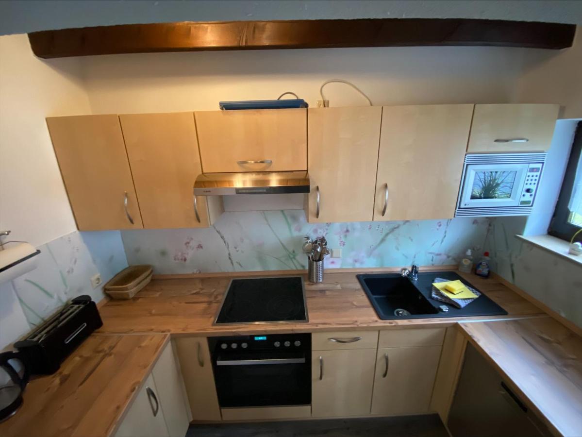 Helles Ferienhaus Im Landhausstil Fuer Bis Zu 10 Personen Frielendorf Luaran gambar