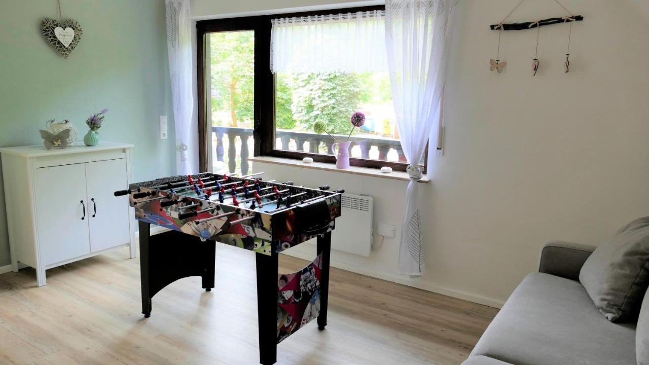 Helles Ferienhaus Im Landhausstil Fuer Bis Zu 10 Personen Frielendorf Luaran gambar