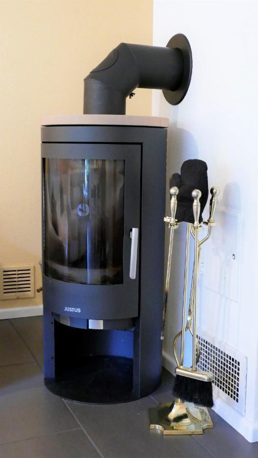 Helles Ferienhaus Im Landhausstil Fuer Bis Zu 10 Personen Frielendorf Luaran gambar